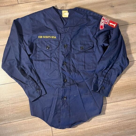 Boy Scouts of America Lot of 4 and Brass Belt Shirts Kids Small - Picture 5 of 9